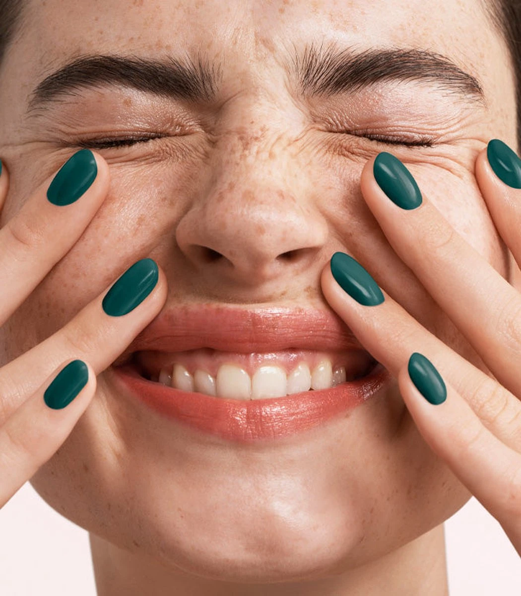 Pink Gellac - Authentic Teal - Gellak - Vegan - Blauw - Glanzend - 15ml Pink Gellac - Authentic Teal - Gellak - Vegan - Blauw - Glanzend - 15ml -Nagelbenodigdheden 1050x1200 117