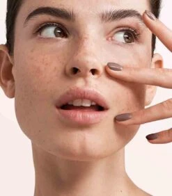 Pink Gellac - Creamy Taupe - Gellak - Vegan - Nude - Creamy Finish - 15 Ml 4 Pink Gellac - Creamy Taupe - Gellak - Vegan - Nude - Creamy Finish - 15 Ml -Nagelbenodigdheden 1050x1200 179