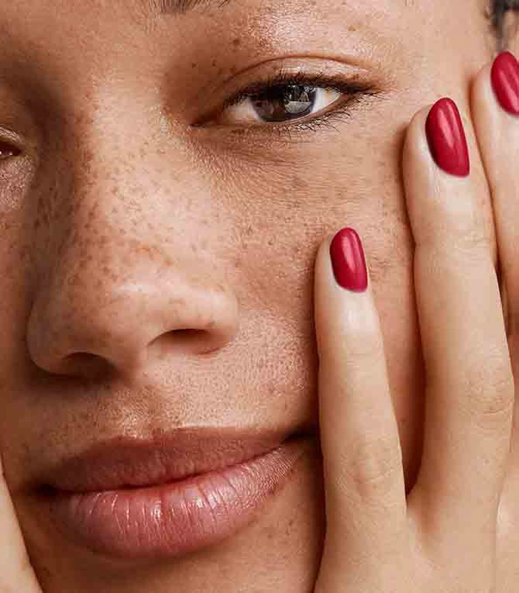 Pink Gellac - Rustic Red - Gellak - Vegan - Rood - Parel Finish - 15 ml Pink Gellac - Rustic Red - Gellak - Vegan - Rood - Parel Finish - 15 Ml -Nagelbenodigdheden 1050x1200 188