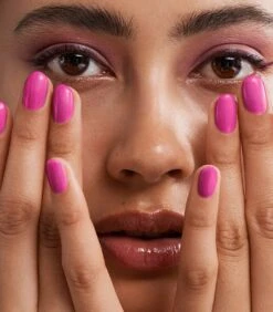 Pink Gellac - Extreme Pink - Gellak - Vegan - Roze - Glanzend - 15ml 4 Pink Gellac - Extreme Pink - Gellak - Vegan - Roze - Glanzend - 15ml -Nagelbenodigdheden 1050x1200 72