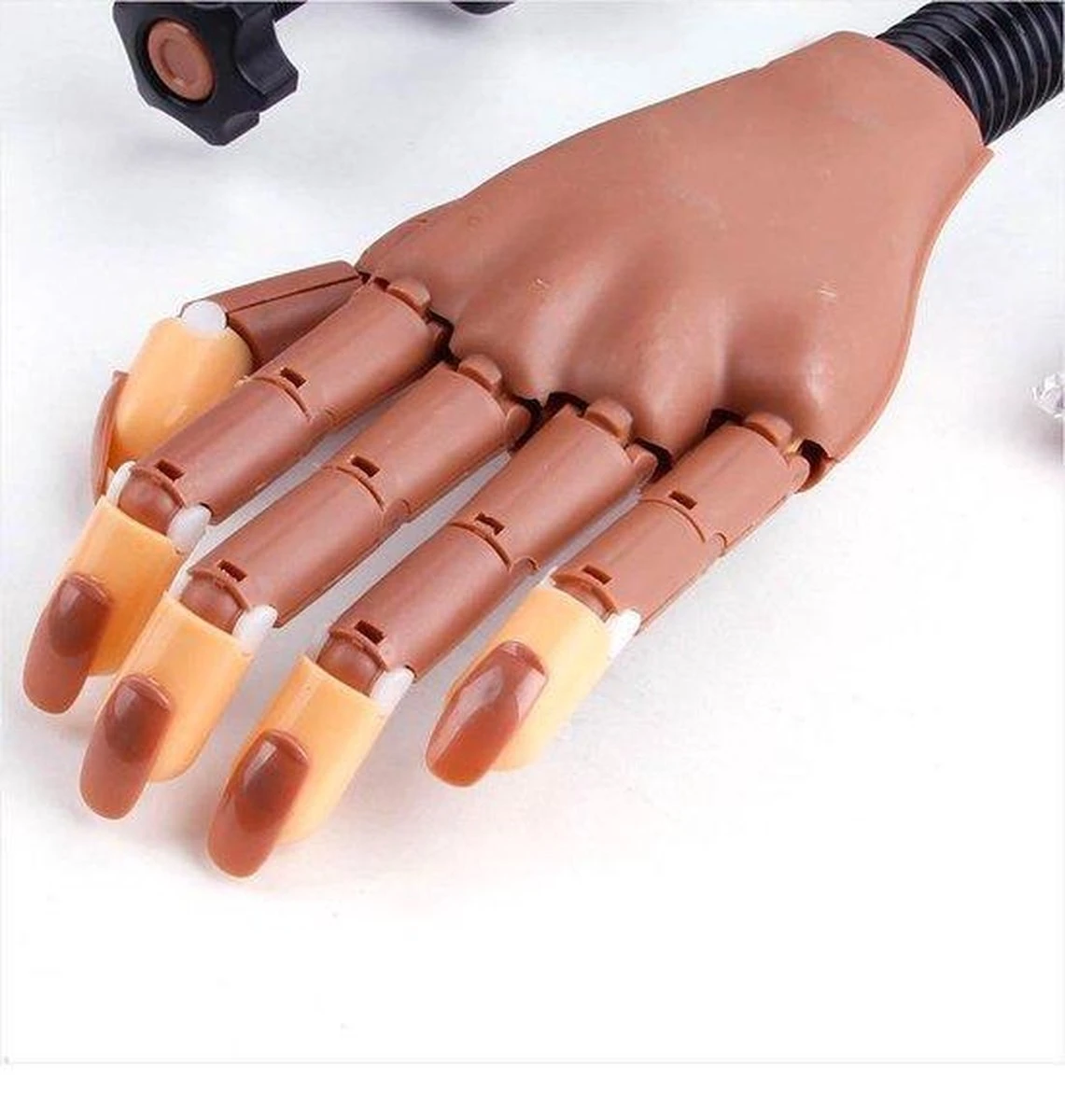 Oefenhand voor nagels - 100 Gratis Oefennagels - Nailtrainer - Nailart - Nagelstyliste Merkloos Oefenhand Voor Nagels - 100 Gratis Oefennagels - Nailtrainer - Nailart - Nagelstyliste -Nagelbenodigdheden 1141x1200 3