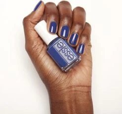 Essie Fall 2020 Limited Edition - 731 Waterfall In Love - Blauw - Glanzende Nagellak - 13,5 Ml 12 Essie Fall 2020 Limited Edition - 731 Waterfall In Love - Blauw - Glanzende Nagellak - 13,5 Ml -Nagelbenodigdheden 1200x1129