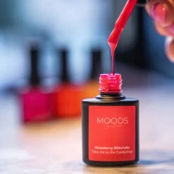 Moods Gellac - Strawberry Milkshake - Gellak - Neon Roze - 15ML 4 Moods Gellac - Strawberry Milkshake - Gellak - Neon Roze - 15ML -Nagelbenodigdheden 1200x1200 147