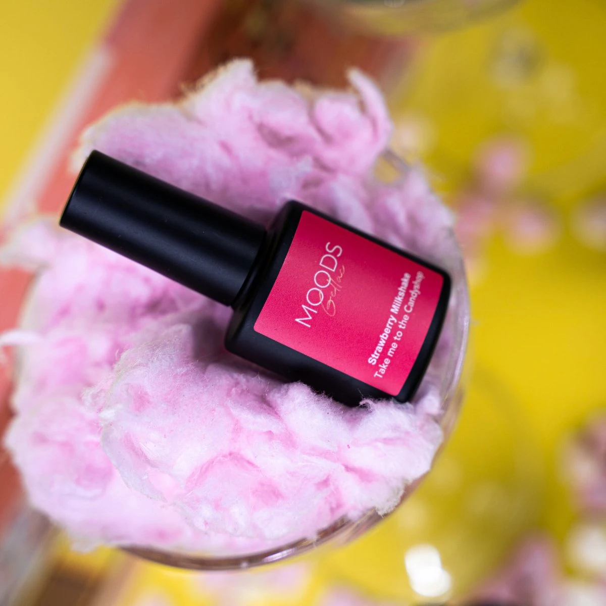 Moods Gellac - Strawberry Milkshake - Gellak - Neon Roze - 15ML Moods Gellac - Strawberry Milkshake - Gellak - Neon Roze - 15ML -Nagelbenodigdheden 1200x1200 148