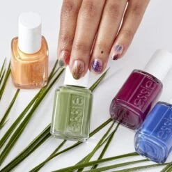 Essie Fall 2020 Limited Edition - 731 Waterfall In Love - Blauw - Glanzende Nagellak - 13,5 Ml 6 Essie Fall 2020 Limited Edition - 731 Waterfall In Love - Blauw - Glanzende Nagellak - 13,5 Ml -Nagelbenodigdheden 1200x1200 268