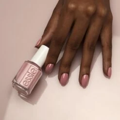 Essie Rocky Rose Collectie Nagellak - 644 Into The A Bliss - Roze - Glanzend - Limited Edition - 13,5 Ml 12 Essie Rocky Rose Collectie Nagellak - 644 Into The A Bliss - Roze - Glanzend - Limited Edition - 13,5 Ml -Nagelbenodigdheden 1200x1200 319