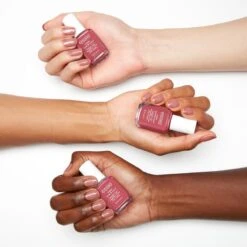 Essie - TREAT LOVE & COLOR™ - 164 Berry Best - Nude Nagellak - 13,5 Ml -Nagelbenodigdheden 1200x1200 322