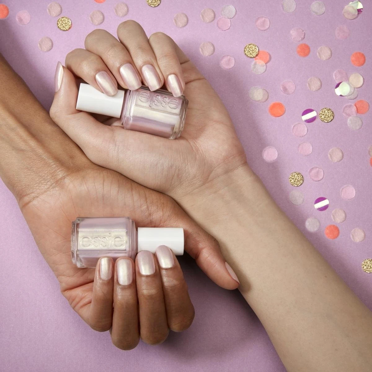 Essie cadeaucollectie - 633 cheers up - zachtroze nagellak met parelmoer finish - 13,5 ml Essie Cadeaucollectie - 633 Cheers Up - Zachtroze Nagellak Met Parelmoer Finish - 13,5 Ml -Nagelbenodigdheden 1200x1200 443