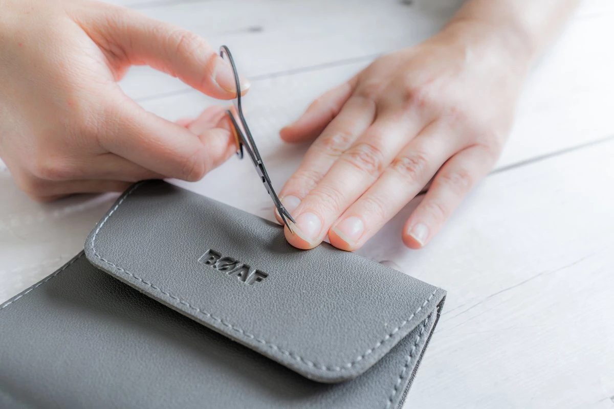 Luxe 16-delige | Manicure set | Met lederen opbergetui | Manicureset | Nagelknipper | Grijs Merkloos Luxe 16-delige | Manicure Set | Met Lederen Opbergetui | Manicureset | Nagelknipper | Grijs -Nagelbenodigdheden 1200x800 12