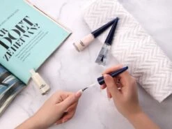 Herome French Manicure Set Pink - Complete Set In 3 Stappen Een French Manicure - Met Een Pink Kleurlak, Een Witte Nagellak Voor De Nagelranden En Een Top Coat - 3x10ml. -Nagelbenodigdheden 1200x900 1