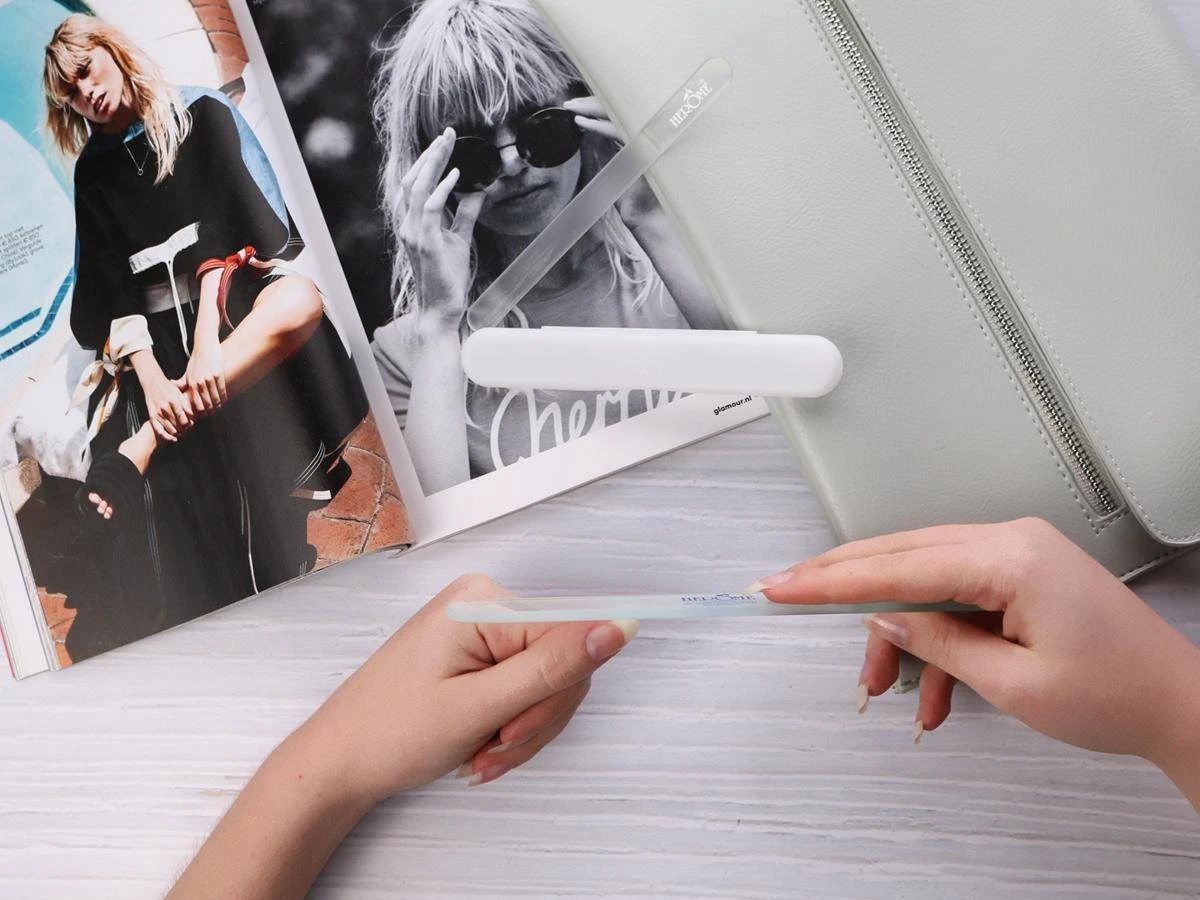 Herome Glazen Nagelvijl Glasvijl Delfts Blauw - Limited Edition - Onslijtbare Nagelvijl - Voorkomt Splijten en Haakjes Herome Glazen Nagelvijl Glasvijl Delfts Blauw - Limited Edition - Onslijtbare Nagelvijl - Voorkomt Splijten En Haakjes -Nagelbenodigdheden 1200x900 19