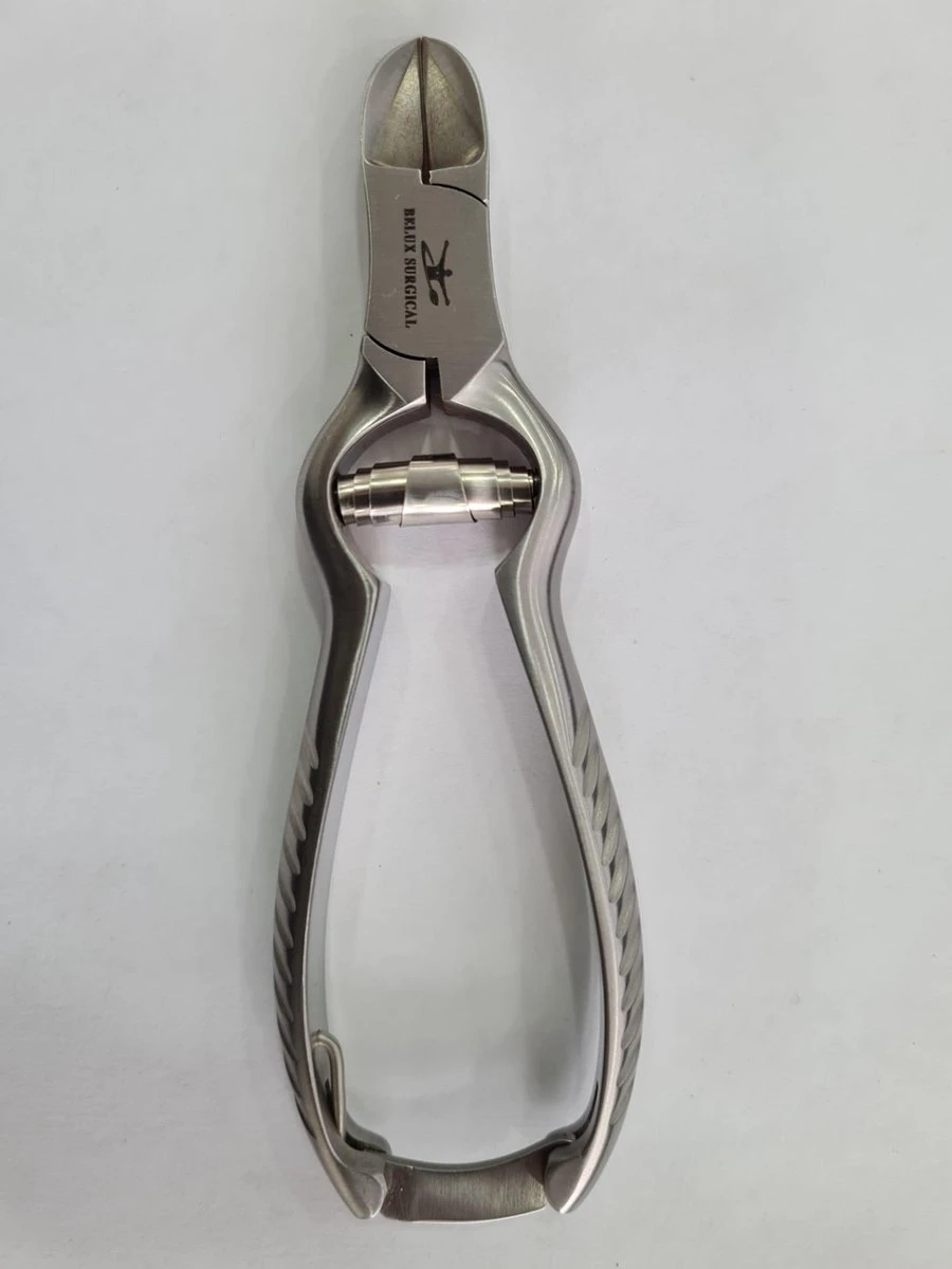 Tweezerman Teennagelknipper Stainless Steel Nagelschaar 1 st Tweezerman Teennagelknipper Stainless Steel Nagelschaar 1 St -Nagelbenodigdheden 900x1200 24