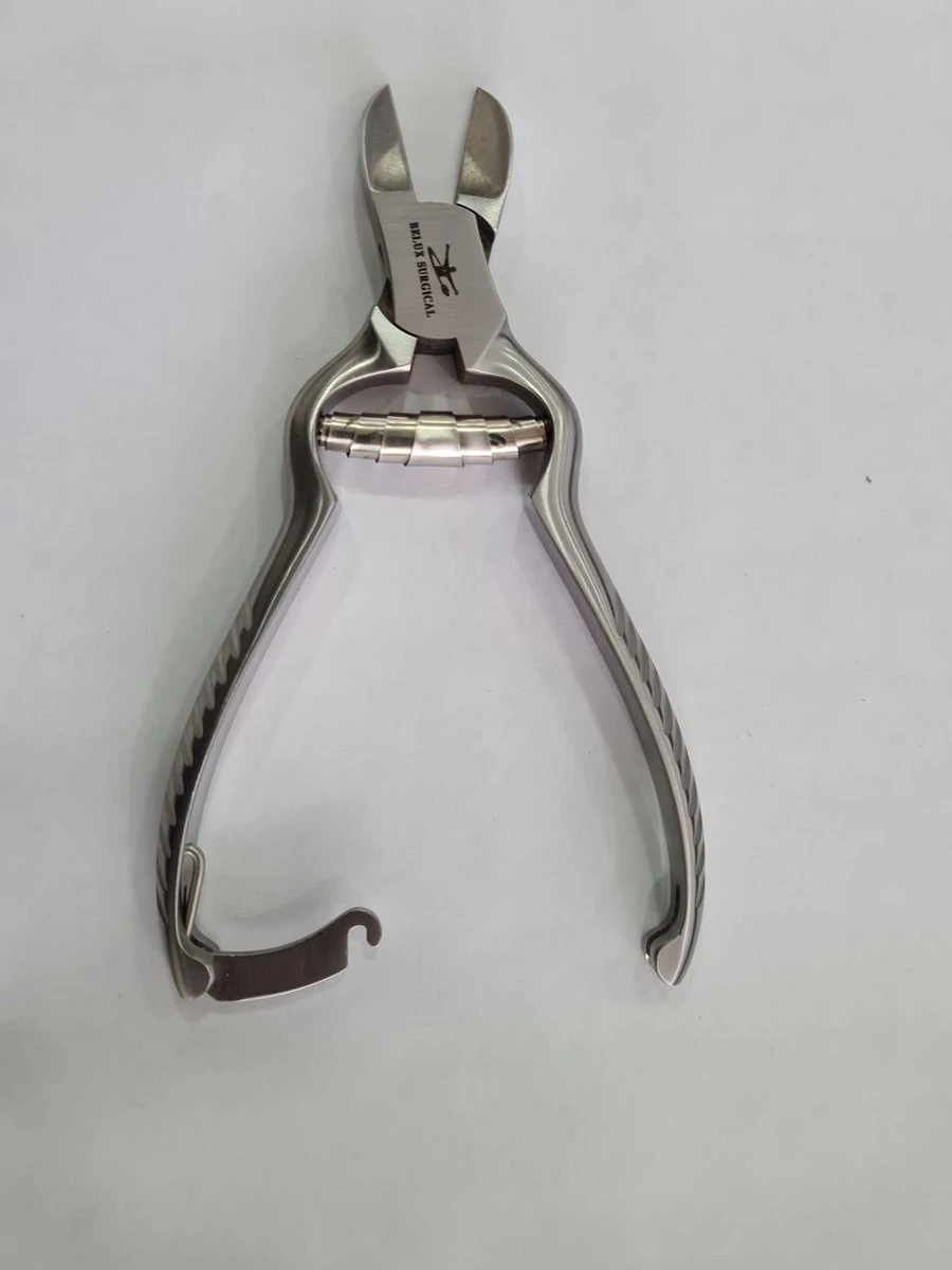 Tweezerman Teennagelknipper Stainless Steel Nagelschaar 1 st Tweezerman Teennagelknipper Stainless Steel Nagelschaar 1 St -Nagelbenodigdheden 900x1200 25